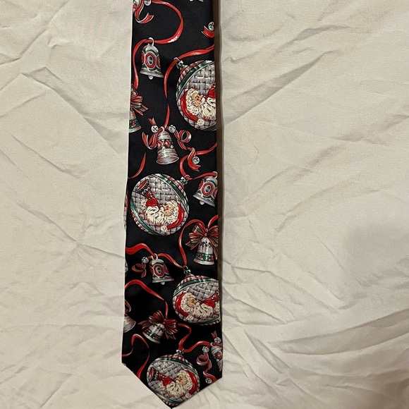 100% Italian Silk Mens Santa Christmas Ornaments Neck Tie - Picture 3 of 9
